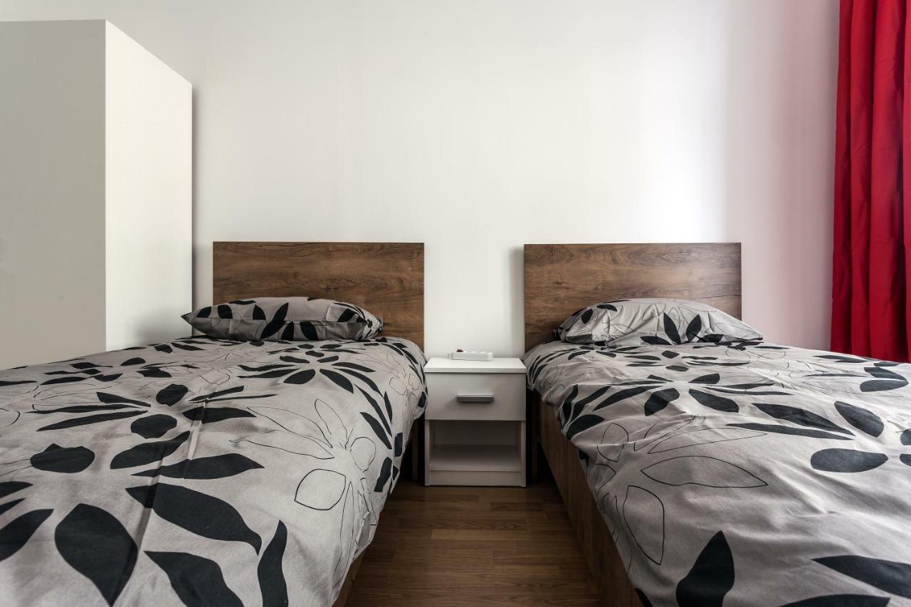 Modern Apartment In Lviv Historic Centre Zewnętrze zdjęcie