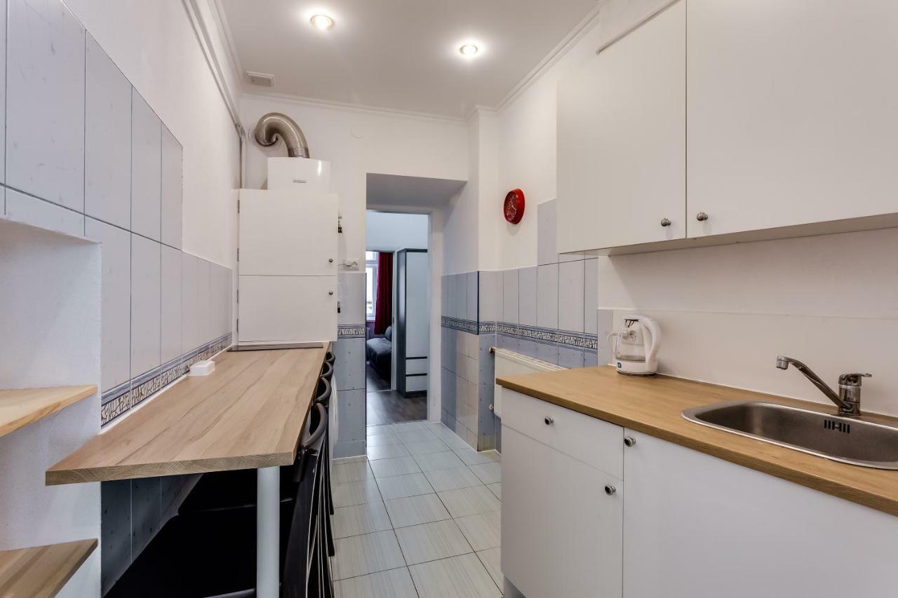 Modern Apartment In Lviv Historic Centre Zewnętrze zdjęcie