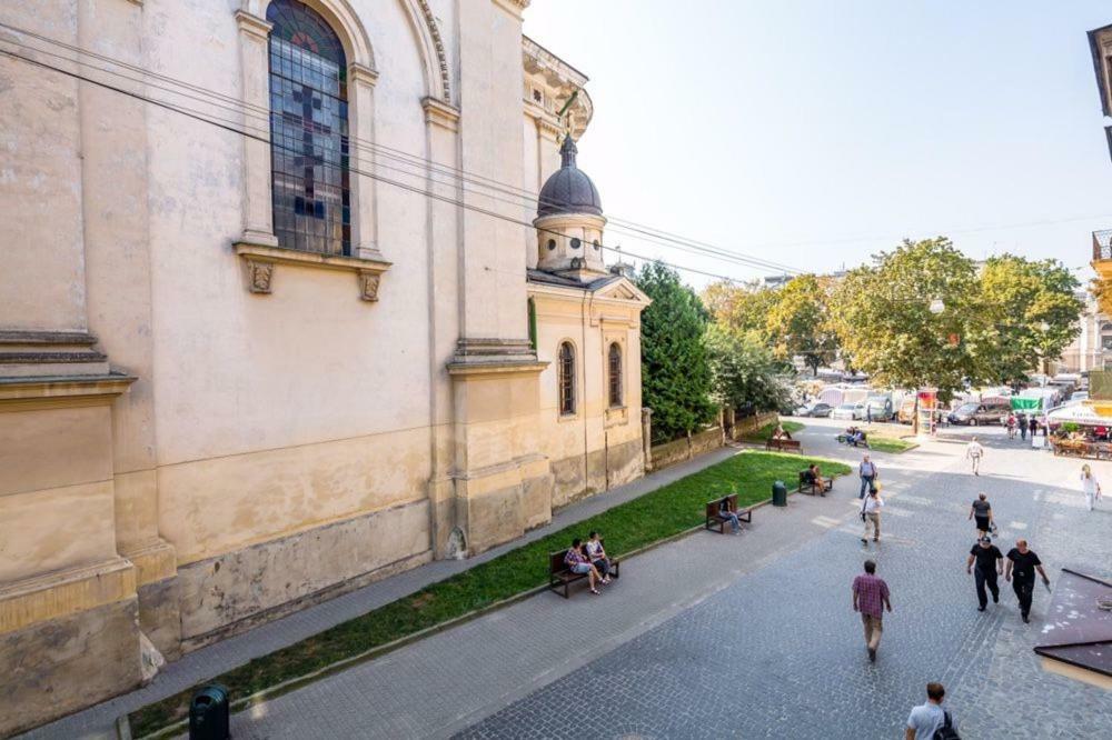 Modern Apartment In Lviv Historic Centre Zewnętrze zdjęcie